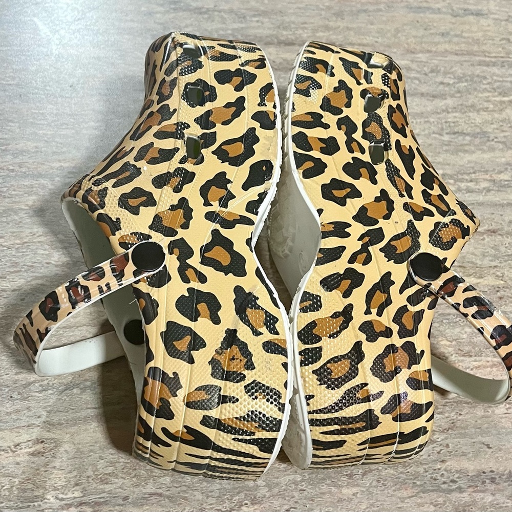 Animal Print (Leopard Print) Platform Clogs - image 6